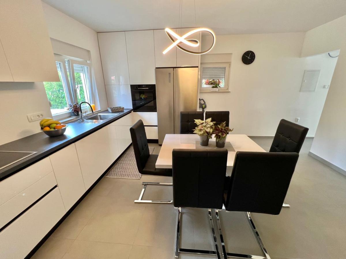 Apartman Barbara Crikvenica Esterno foto